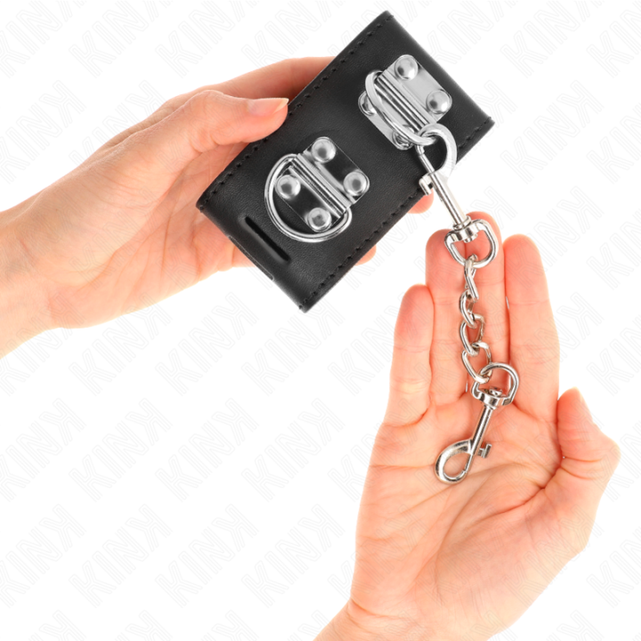 KINK - PUNHOS MULTIPOSIÇÕES COM FECHO DE CADEADO PRETO AJUSTÁVEIS 16-23 CM X 5.5 CM