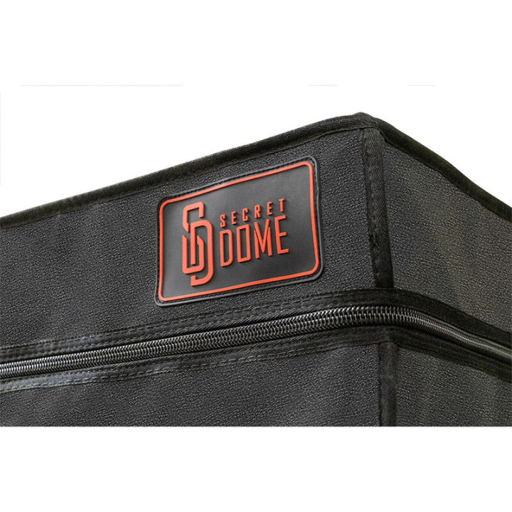 SECRET DOME - KINK CLUB CABINA BUKKAKE PRETO E VERMELHO