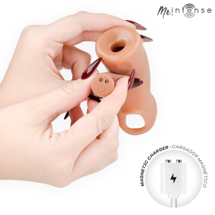 MR INTENSE - ARNOLD CAPA VIBRATÓRIA ULTRA-REALISTA PARA PÊNIS M 14.5 CM -Ø- 4 CM