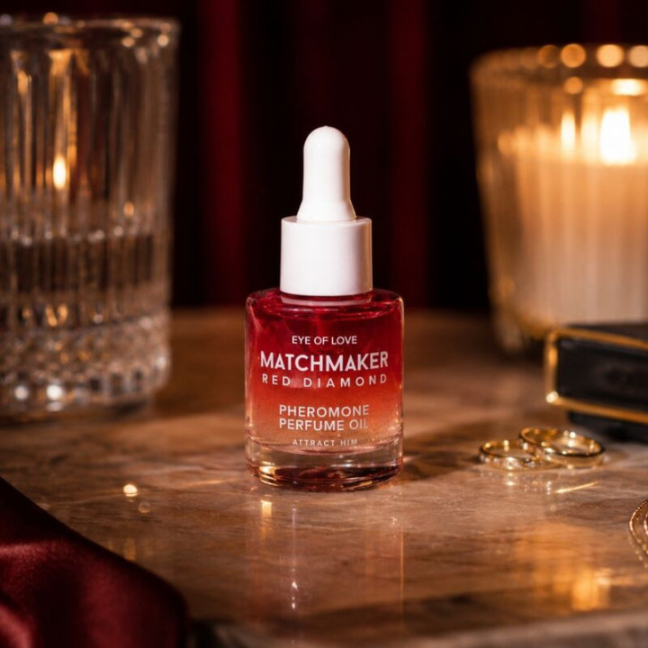EYE OF LOVE - ÓLEO PERFUME DE FEROMÔNIO RED DIAMOND PARA CASABILISTAS 20 ML