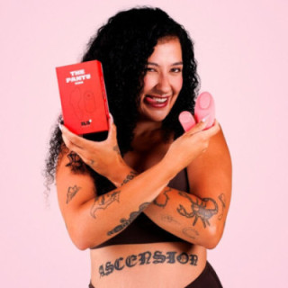 JE JOUE - ILY PANTY VIBE VIBRADOR ÍNTIMO COM CONTROLE REMOTO